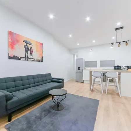 Appartamento Guestready - Old Retreat Steps From The Metro *